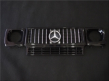 Mercedes-Benz G class 用パーツ 『W463 グリル+ヘッドライトカバー 197BK』 商品イメージ