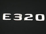 Mercedes-Benz E class 用パーツ 『クローム エンブレム E320』 商品イメージ