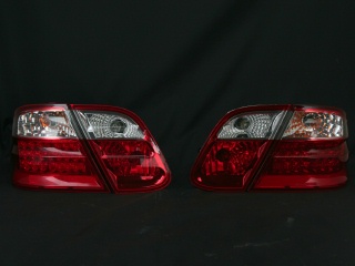 Mercedes-Benz CLK class 用パーツ 『W208 CLK クリスタル LED テールレンズ』 商品イメージ