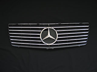 Mercedes-Benz S class 用パーツ 『W140 CL スタイルグリル』 商品イメージ