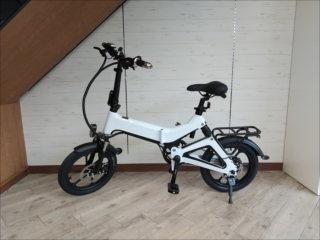 オフィスケイ厳選おすすめアイテム 電動自転車 用パーツ 『折りたたみ電動自転車 ホワイト』 商品イメージ