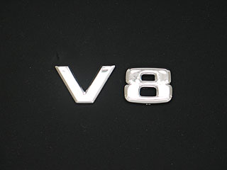 Mercedes-Benz G class 用パーツ 『クローム エンブレム V8』 商品イメージ
