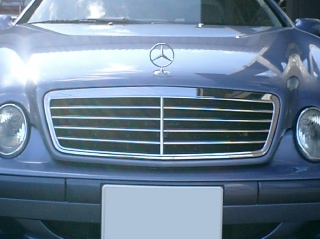 Mercedes-Benz CLK class 用パーツ 『W208 SL SPORTS STYLE GRILL』 装着イメージ