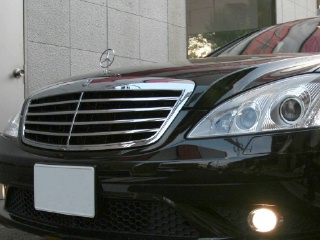 Mercedes-Benz S class 用パーツ 『ビッグスターマーク グリル CH/BK/CH』 装着イメージ