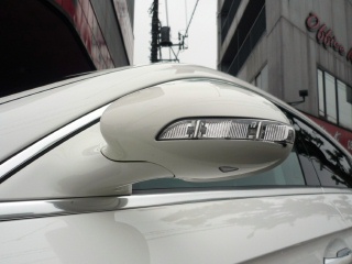 Mercedes-Benz CL class 用パーツ 『アロースタイル ウィンカー付 ミラーカバー』 装着イメージ