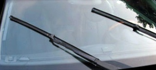 Mercedes-Benz E class 用パーツ 『撥水コーティングシリコンラバー』 装着イメージ