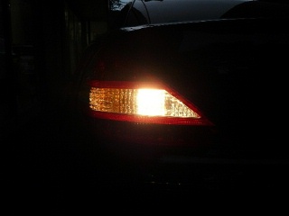 Mercedes-Benz SL class 用パーツ 『SPARK LED BACK LAMP BULB』 装着イメージ