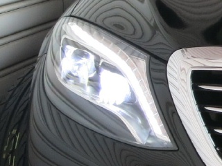 Mercedes-Benz E class 用パーツ 『オート 0 (ゼロ)ライトコントローラー』 装着イメージ