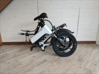オフィスケイ厳選おすすめアイテム 電動自転車 用パーツ 『折りたたみ電動自転車 ホワイト』 装着イメージ