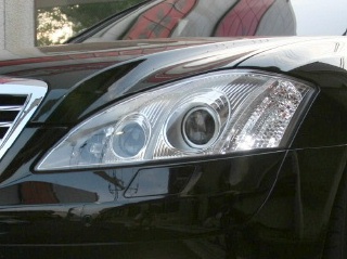 Mercedes-Benz S class 用パーツ 『W221 クロームメッキ ヘッドライトリング』 装着イメージ
