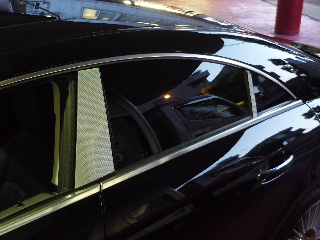 Mercedes-Benz CLS class 用パーツ 『W219 CARBON PILLAR MOULDING』 装着イメージ