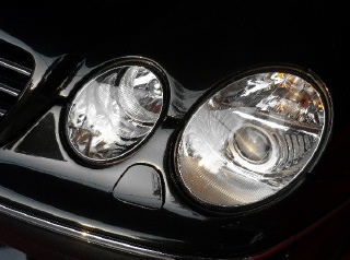 Mercedes-Benz CL class 用パーツ 『W215 03y バイキセノンヘッドライト』 装着イメージ