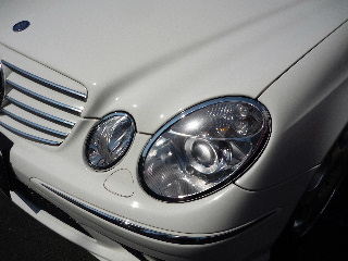 Mercedes-Benz E class 用パーツ 『W211 クロームヘッドライトリング』 装着イメージ