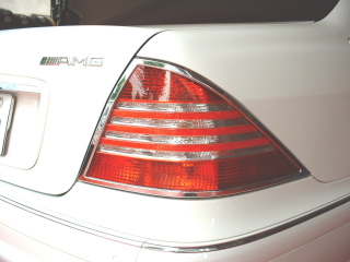 Mercedes-Benz S class 用パーツ 『W220 クロームテールランプリング』 装着イメージ