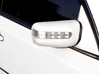 Mercedes-Benz S class 用パーツ 『ウィンカー付 ドアミラーカバー』 装着イメージ