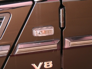 Mercedes-Benz G class 用パーツ 『W463 サイドマーカーレンズ』 装着イメージ