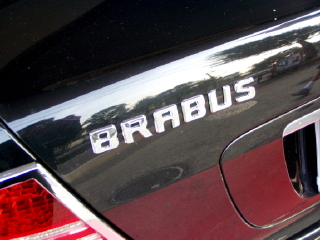 Mercedes-Benz CLK class 用パーツ 『BRABUS リア エンブレム』 装着イメージ